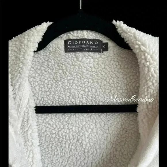 Giodano Light Fleece Jacket - Small - Picture 2 of 3